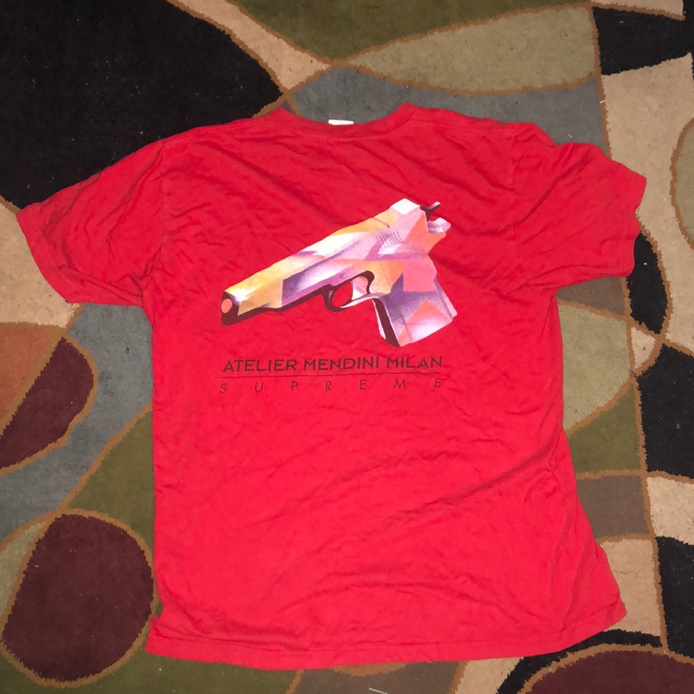SUPREME medini gun tee